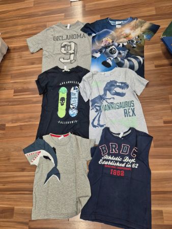 6 T-Shirts, Grösse 134/140, B22