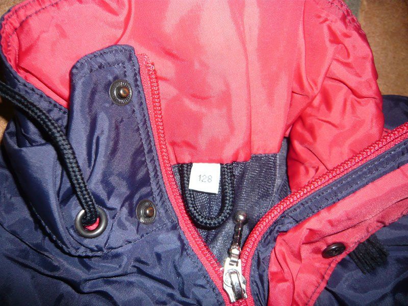 Jacken: Jacke / Regenjacke Gr 128 – Gebraucht aus Ruggell von Dolce9 2
