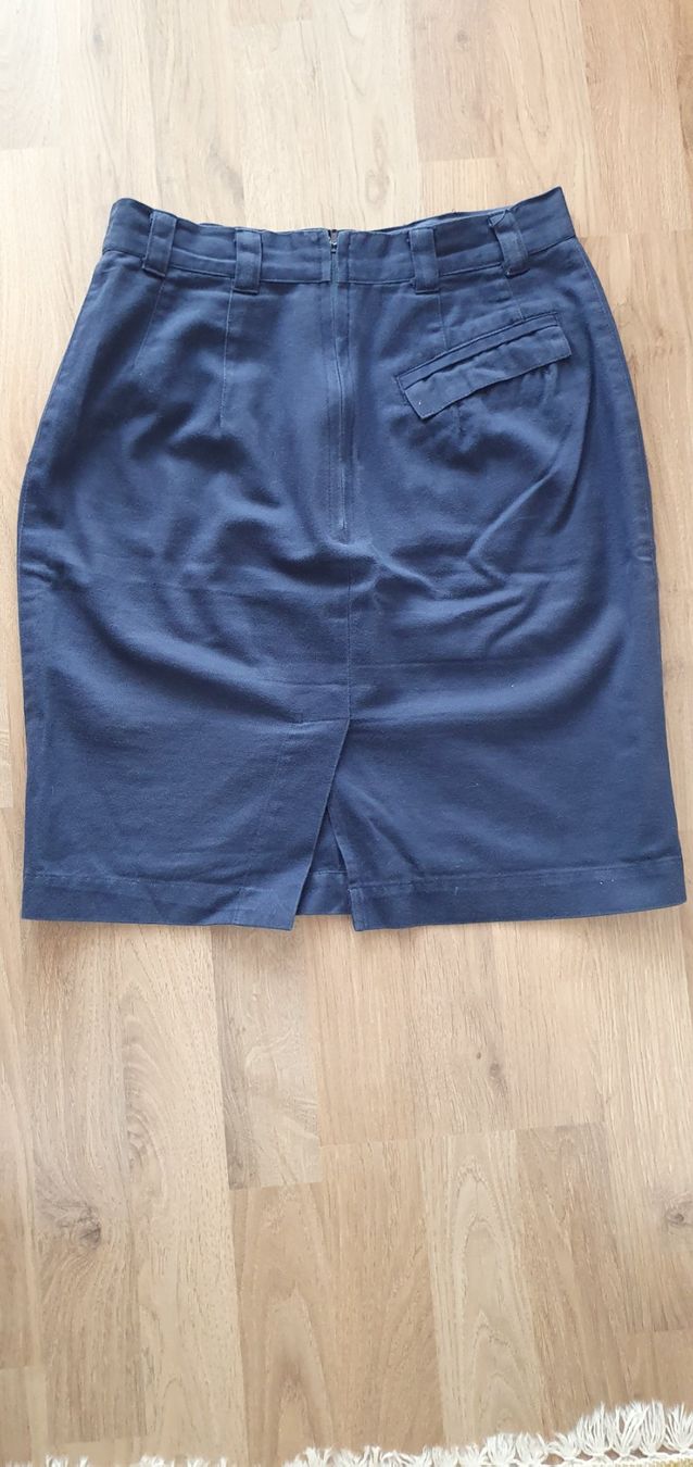 Gonne: Blauer Minirock, Gr. 38 – Usato da Wallenwil venduto da Rainbow45 1