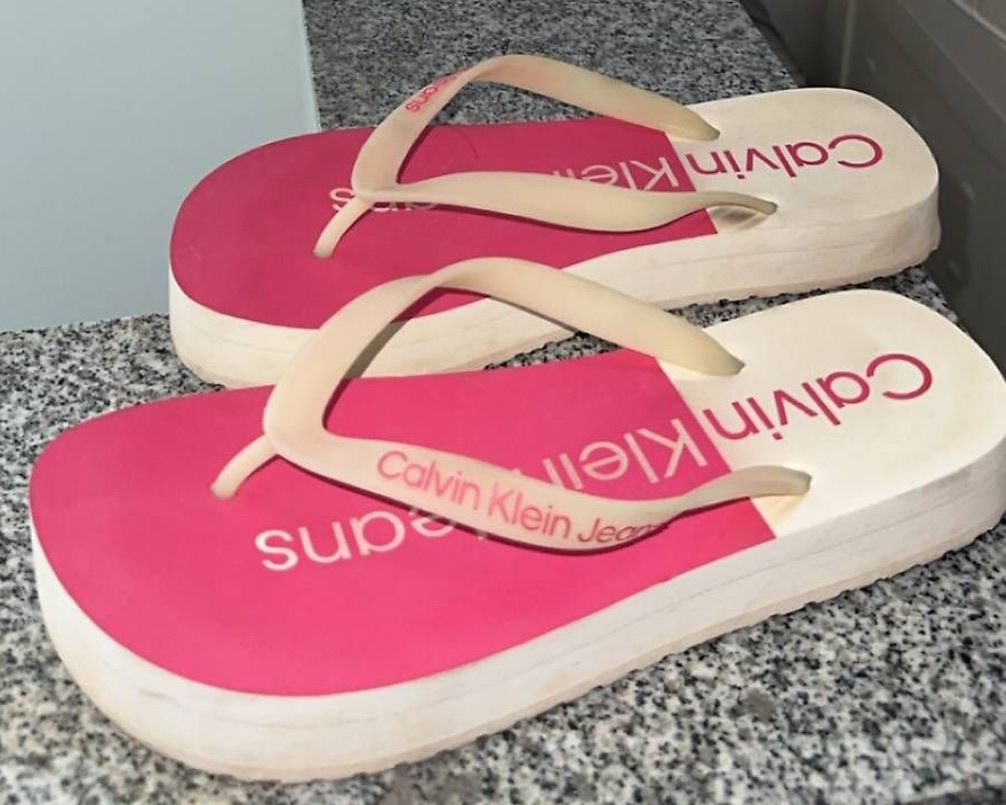 Calvin Klein Scarpe da donna: Flip Flops Calvin Klein weiss/pink Gr. 40 – Usato da Oftringen venduto da tola19 1
