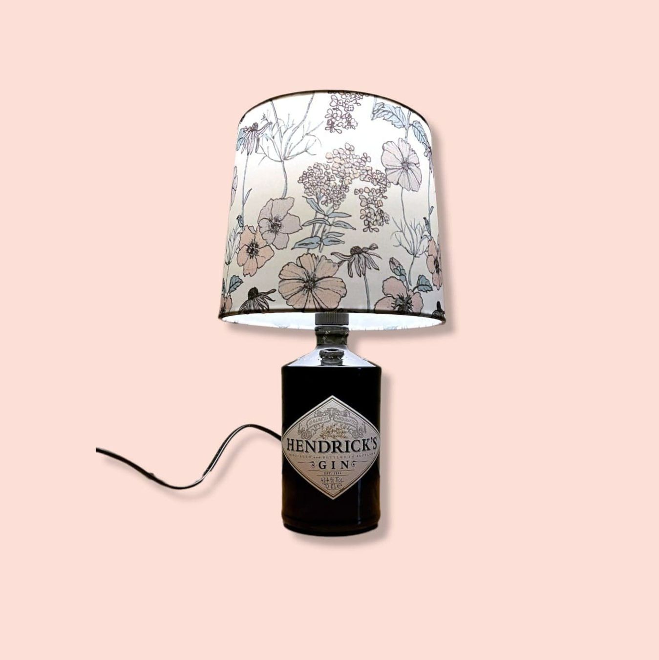 Lampen: Hendrick's Gin Lampe – Neu und originalverpackt aus Schaffhausen von AtelierPudesco 7