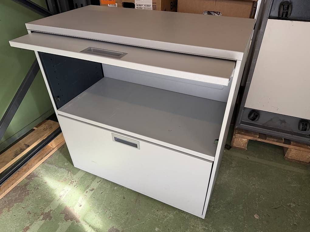 Lista Armadi: Lista Sideboard Büromöbel 80x40x H:84cm – Usato da Necker venduto da liq24 1