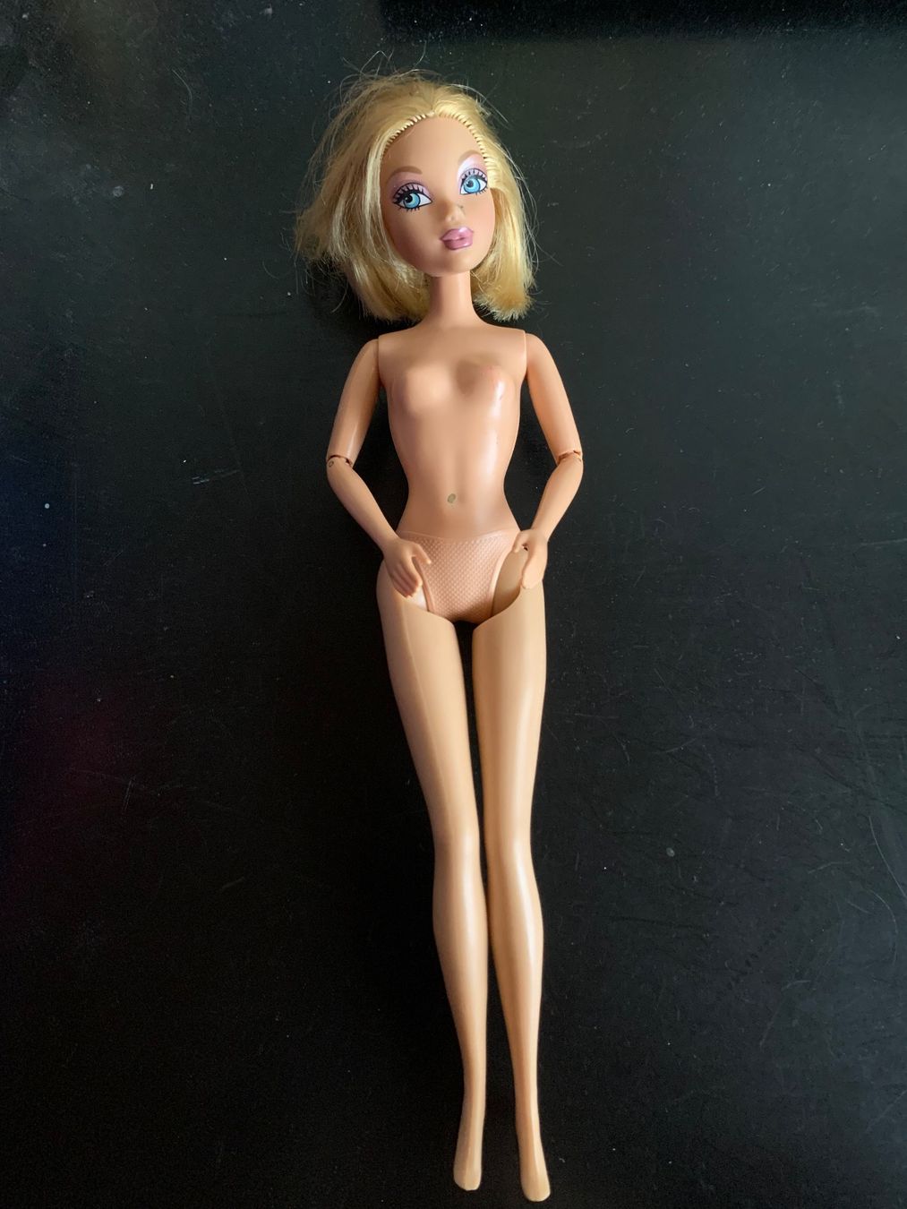 Bambole: Mädchenpuppe – Usato da Zürich venduto da coco1211969 1