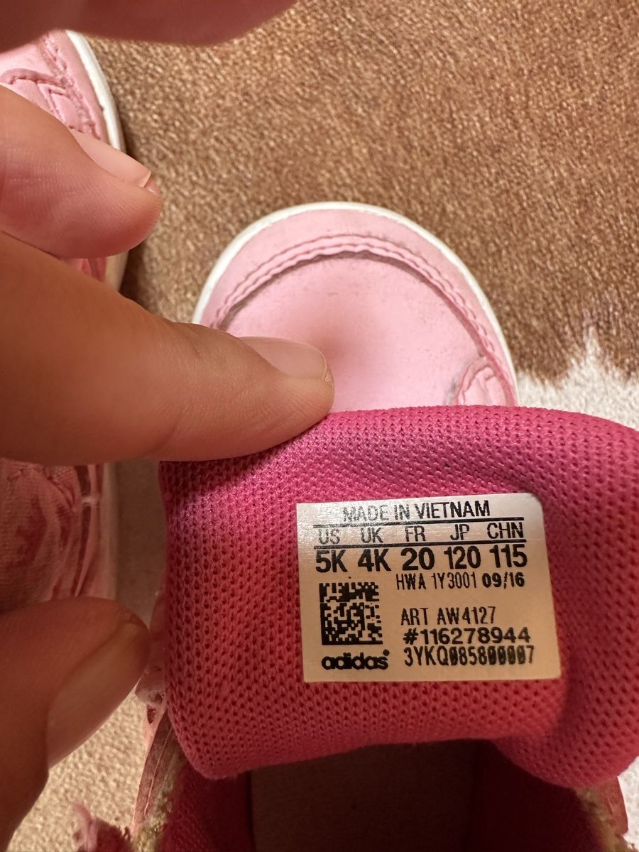 Scarpe per ragazze: Adidas Schuhe – Usato da Trimmis venduto da vai_9qzr 3