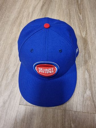 4 Caps zu verkaufen 2 Fullcap (59.6) 2 Normal