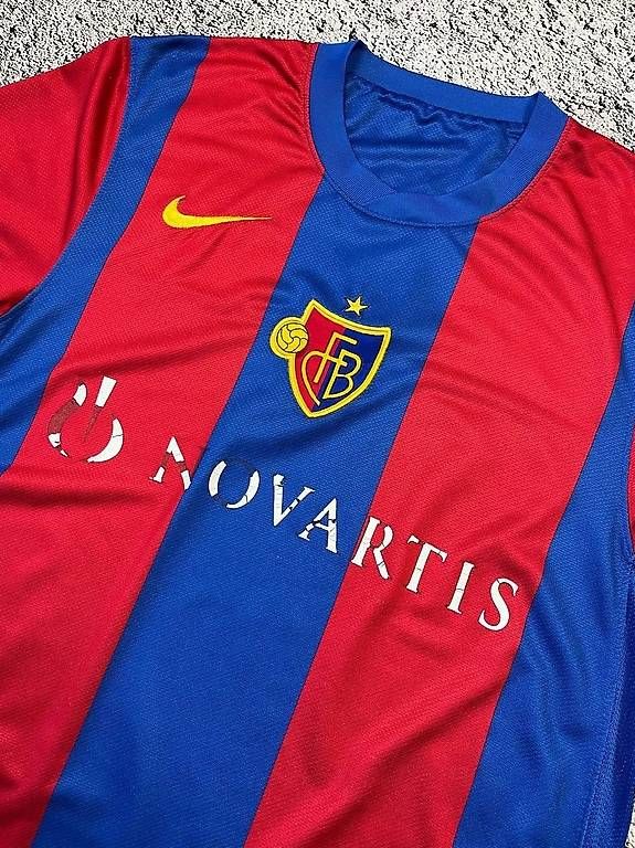Nike Leibchen & Hosen: FC Basel Trikot Saison 11/12 Gr. M – Gebraucht aus Basel von noe.isler 2
