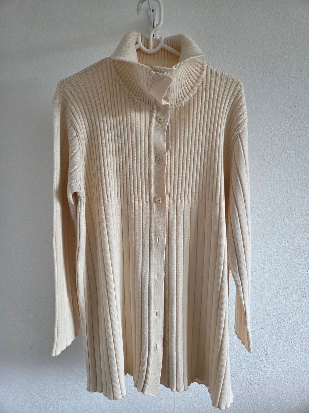 Vestes: Strickjacke von RODIER – D'occasion à Oberrieden par Smart570