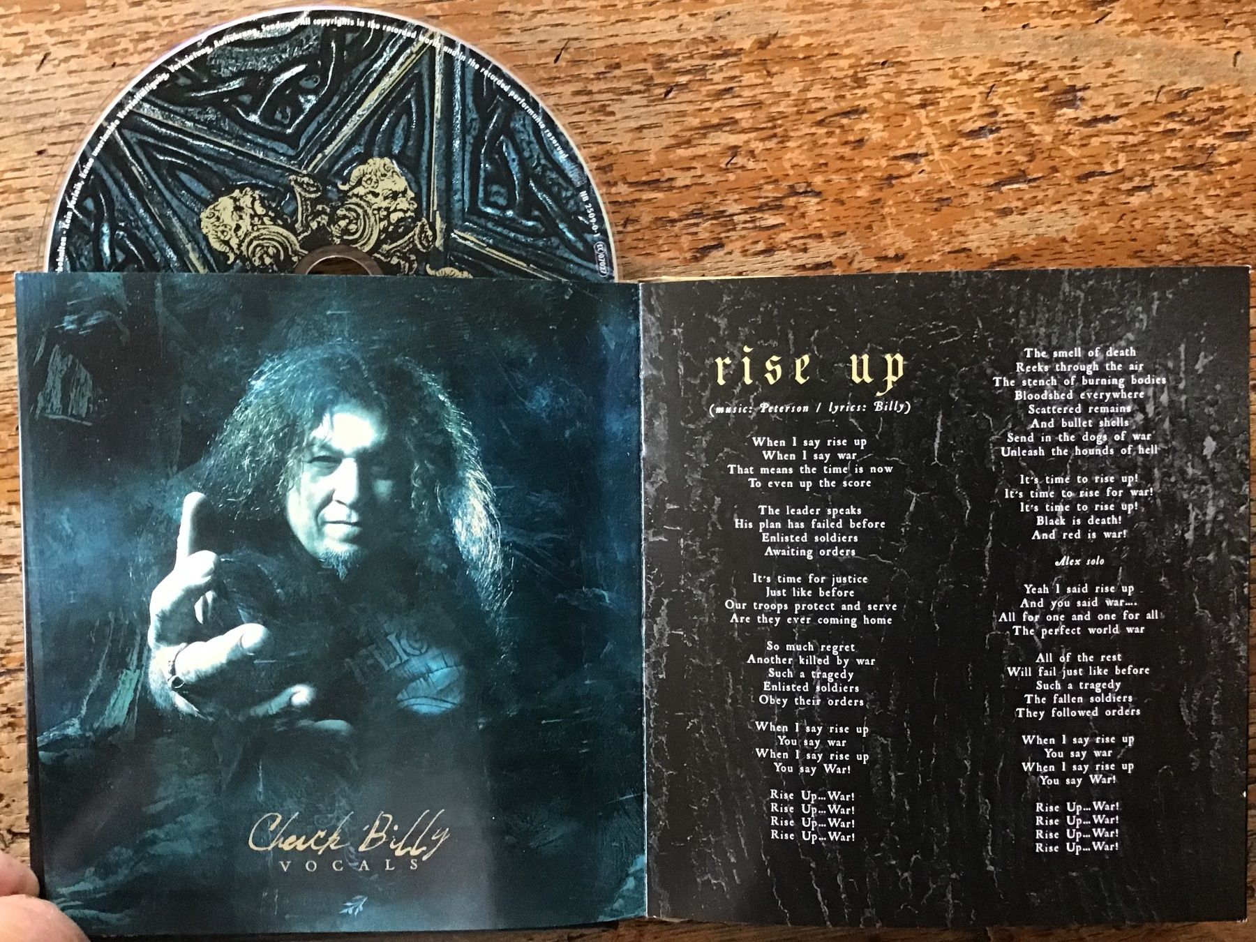 CDs: CD Testament trash metal – D'occasion à Fully par Ruby97 2