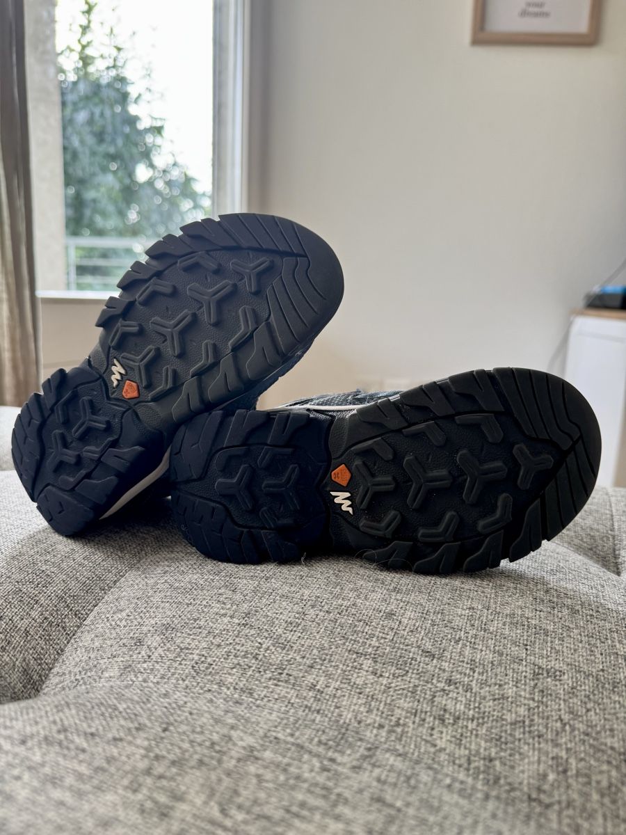 Decathlon Chaussures garçon: Wanderschuhe gr 29 Decathlon  – D'occasion à Dierikon par FraeuleinMaus17 1