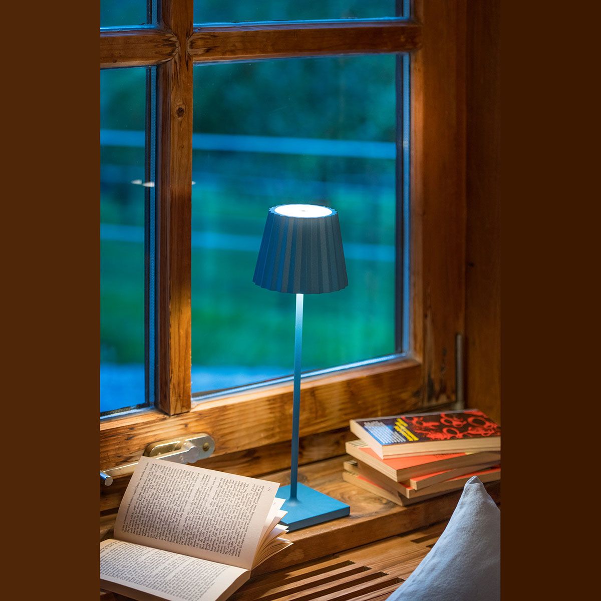 Lampade: LED Aussen Tischleuchte, Blau, IP54 – Nuovo (secondo la descrizione) da Kreuzlingen venduto da Smart-Light 4