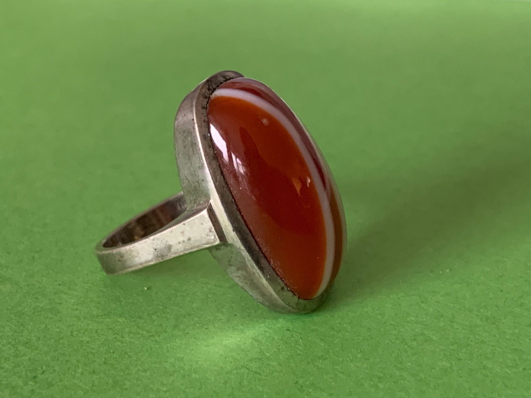Anelli: Silberring rote murmel (55) – Usato da Laufen venduto da belleskulptur 2