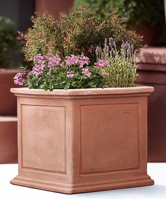 Vasi per fiori: Eckiger Blumentopf, Tontopf – Nuovo (secondo la descrizione) da Niederrohrdorf venduto da makrea.