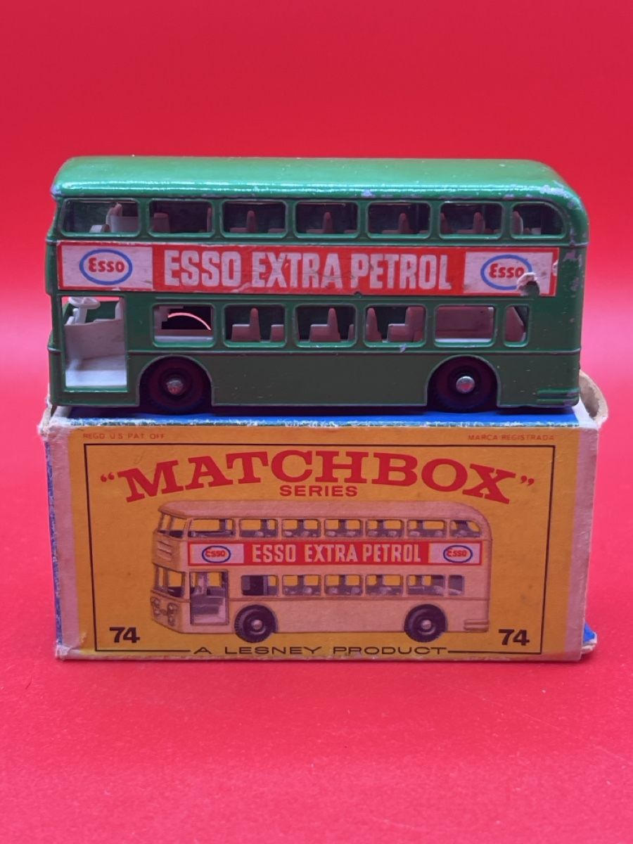Matchbox Modellini d'auto: Matchbox Lesney Daimler Bus No 74 Esso – Usato da Root venduto da 156500