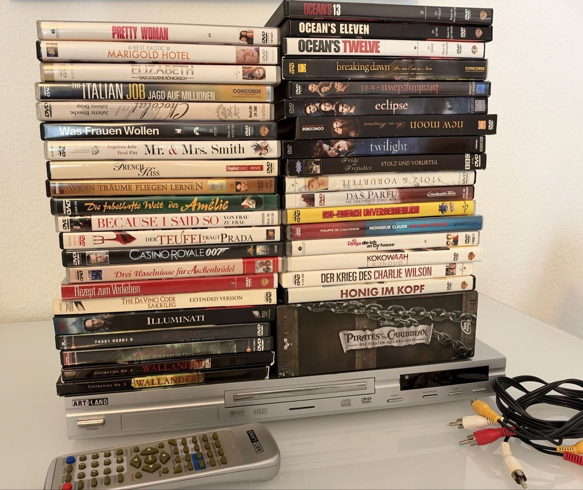 Alle DVDs: DVD Player mit DVD Sammlung – Gebraucht aus Bern von sna_5z2b