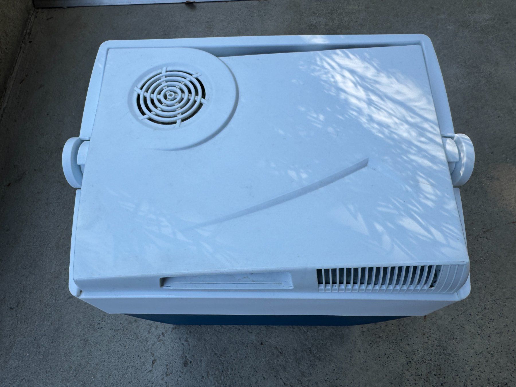 Mobicool Réfrigérateurs et refroidissement: Thermo Kühlbox – D'occasion à Hettiswil par jakob1950 1