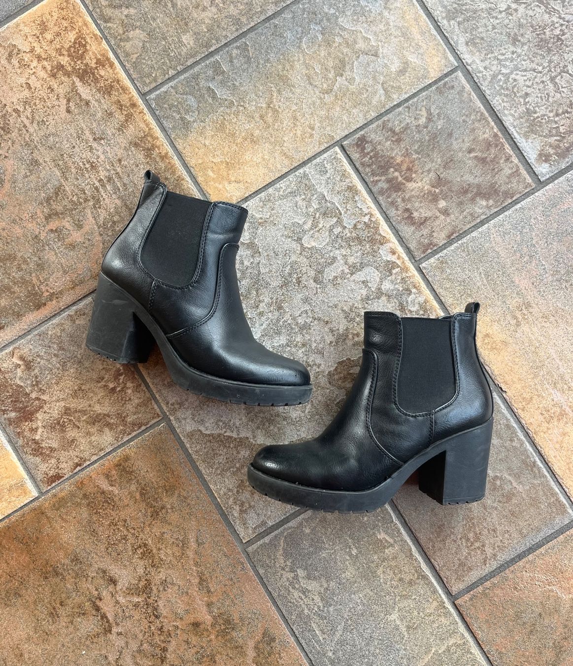 Graceland Scarpe da donna: Bottines chic à talon noir - Graceland – Usato da Ardon venduto da chl_j2df 1