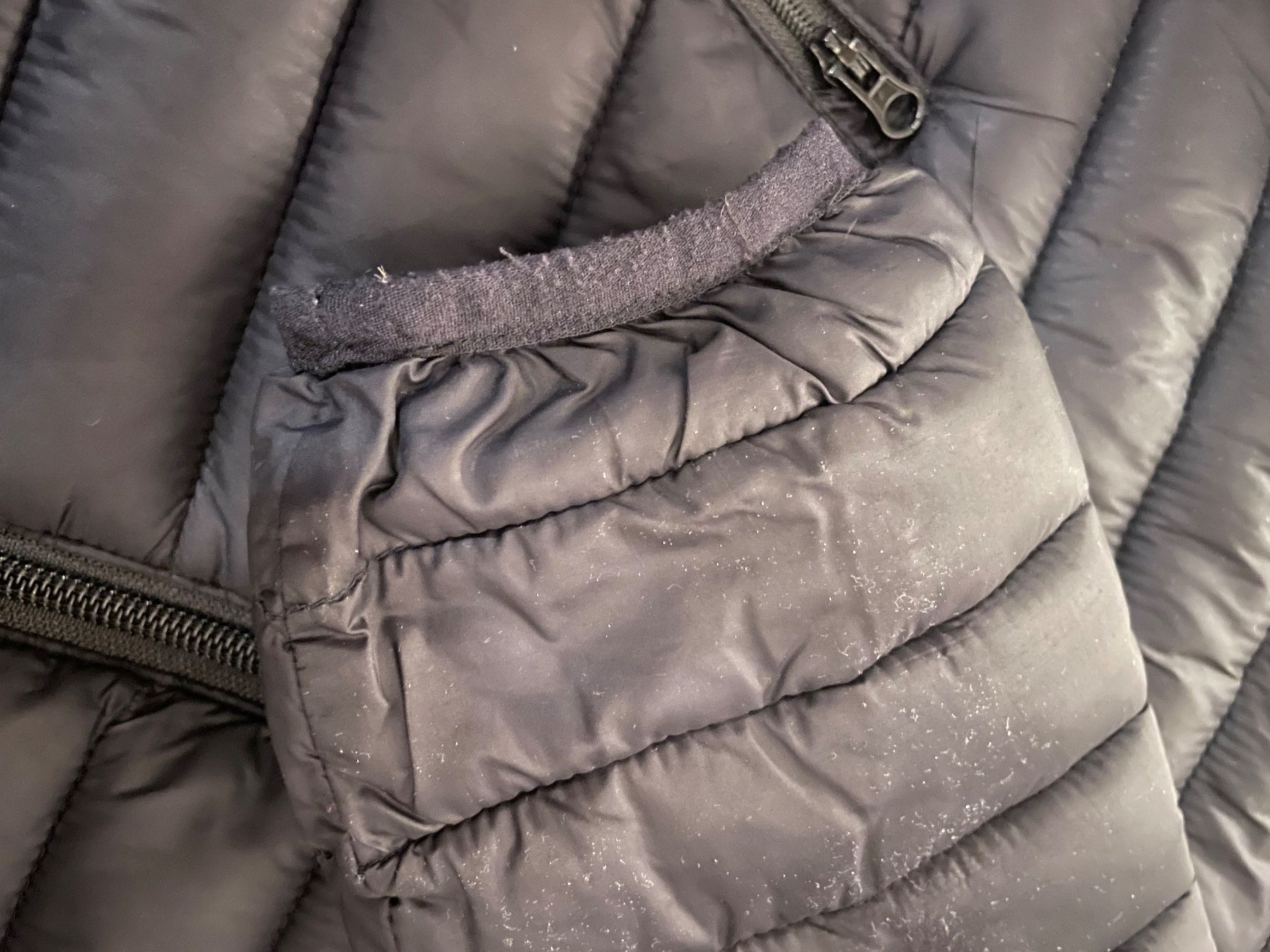 Guess Giacche & Cappotti: Guess Jungen Jacke – Usato da Zürich venduto da Ivona3 3