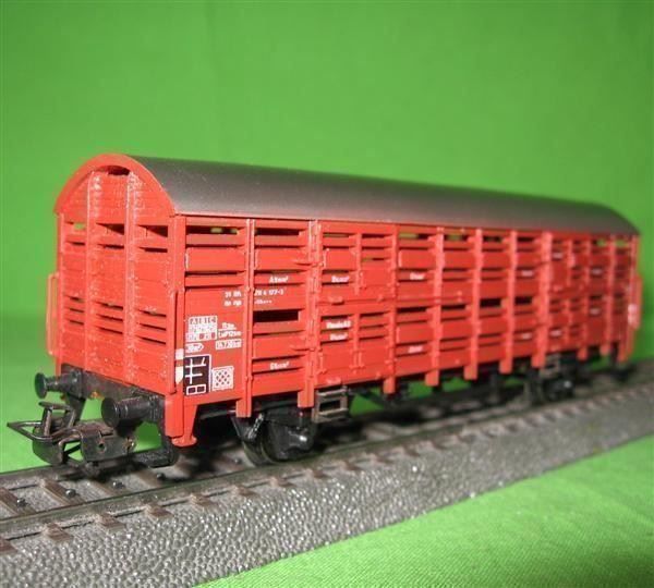 Modellini di ferrovie: DB Viehtransport Verschlagwagen 4629 ehs – Usato da Winterthur venduto da Ricardo211 1