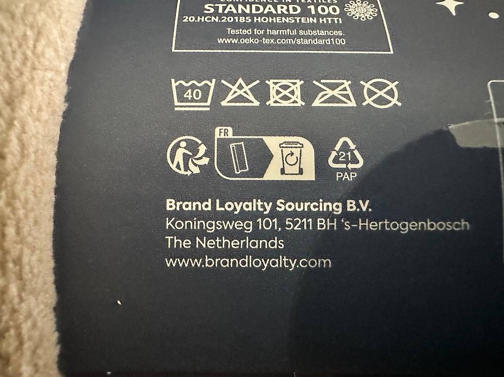 Coperte: Neue Kuscheldecke Tagesdecke – Nuovo (secondo la descrizione) da Zug venduto da roliro54 1