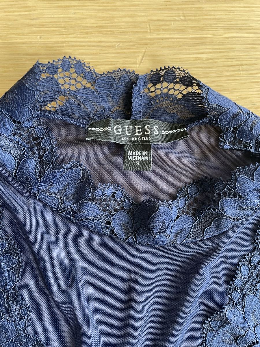 Guess Top: GUESS BLUE S – Usato da Worb venduto da diodia 1