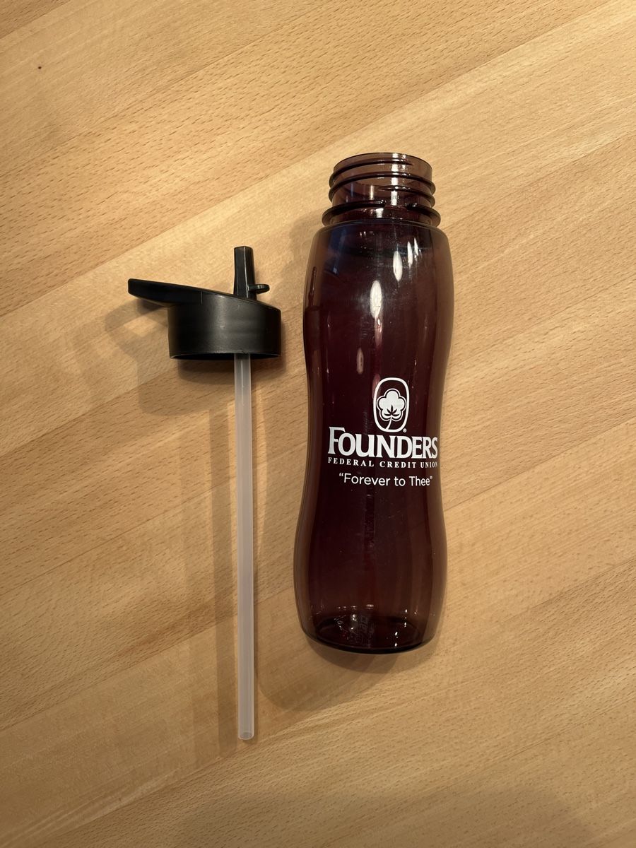 Gourdes & Thermos: Trinkflasche mit Strohhalm – Neuf (Voir description) à Dietikon par na_129 1