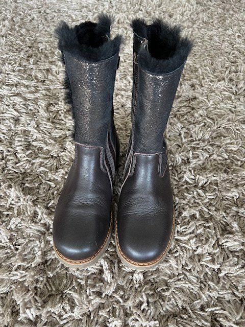 Scarpe per ragazze: neuwertiger Winterlederstiefel mit Lammfell, Grösse 34 – Nuovo (secondo la descrizione) da Wangen b. Olten venduto da Ticigirl0 1