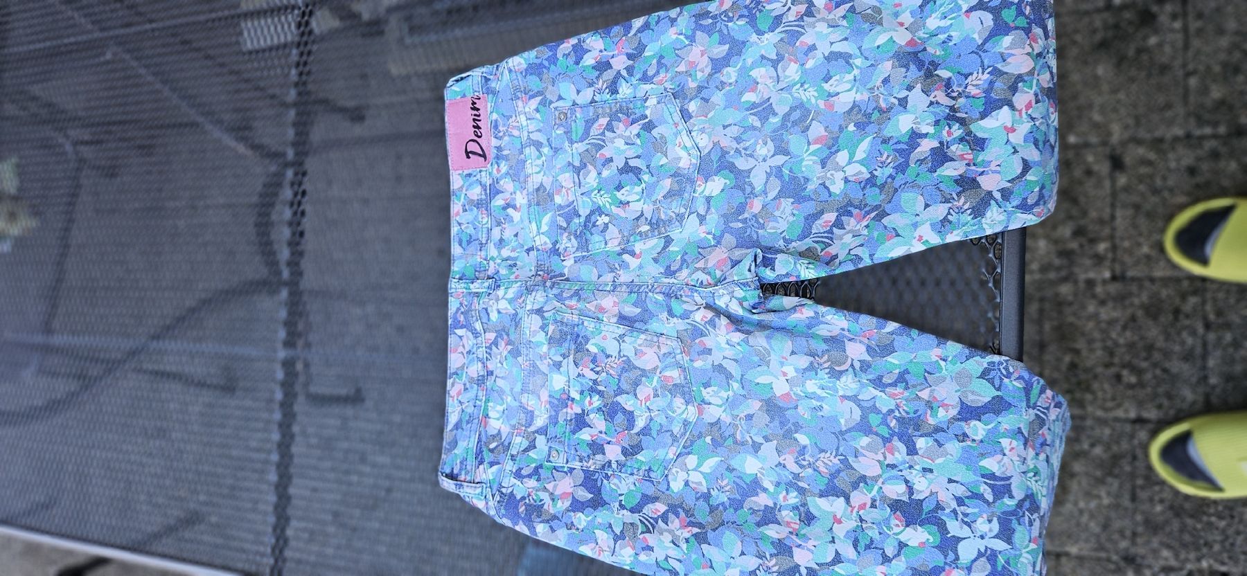 Pantaloni: Damenhose 30/30 – Usato da Kollbrunn venduto da Ignjat1211 2