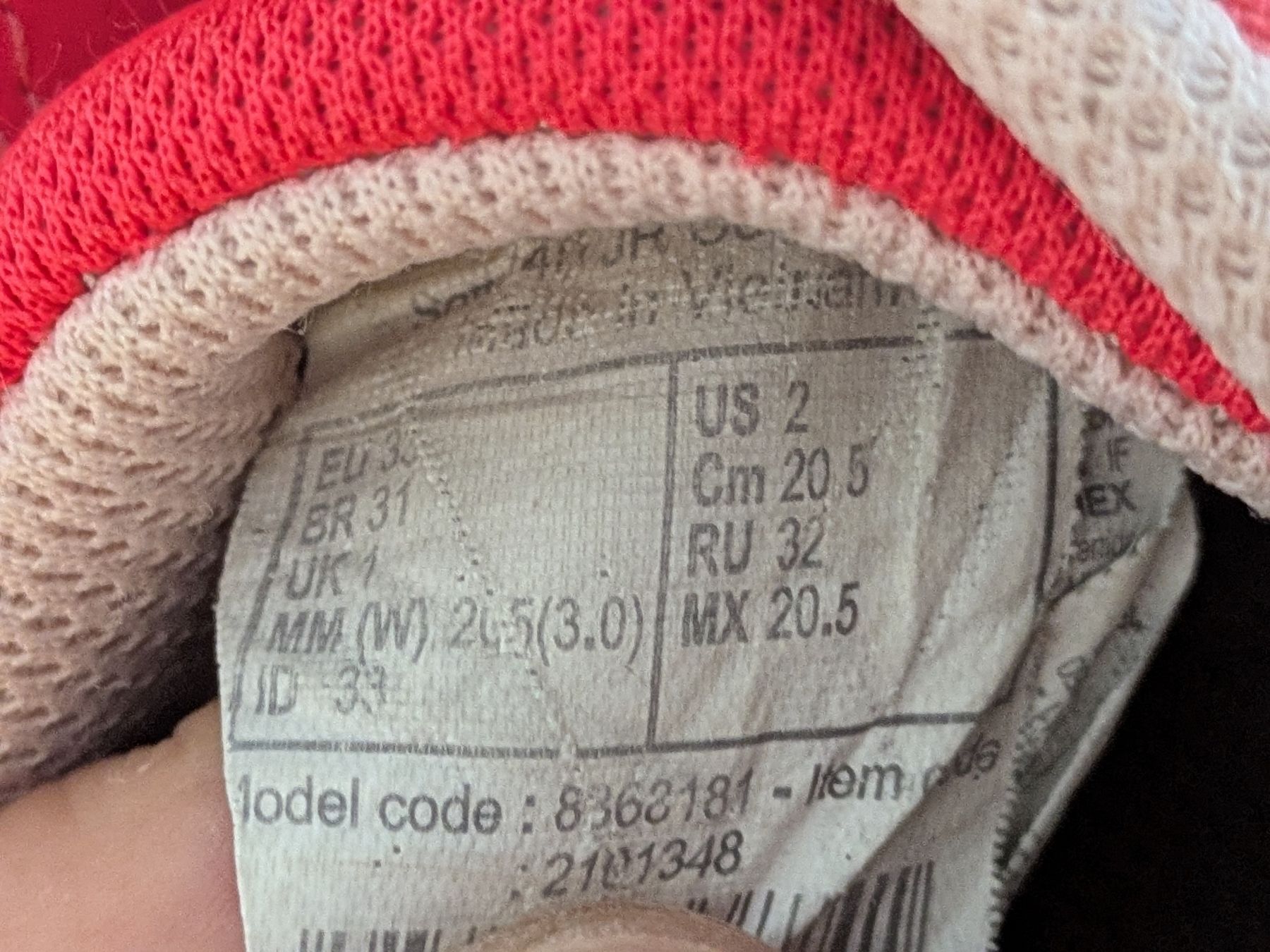 Herrenschuhe: Kinderschuhe pink Grösse 32 Hallenschuhe – Gebraucht aus Zürich von s--h 2