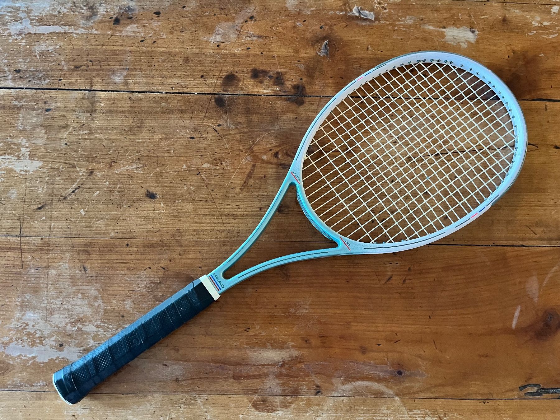 Head Raquettes: Tennisracket Head Elektra Pro – D'occasion à Basel par ampeter