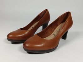 TAMARIS talons fermés brun taille 39