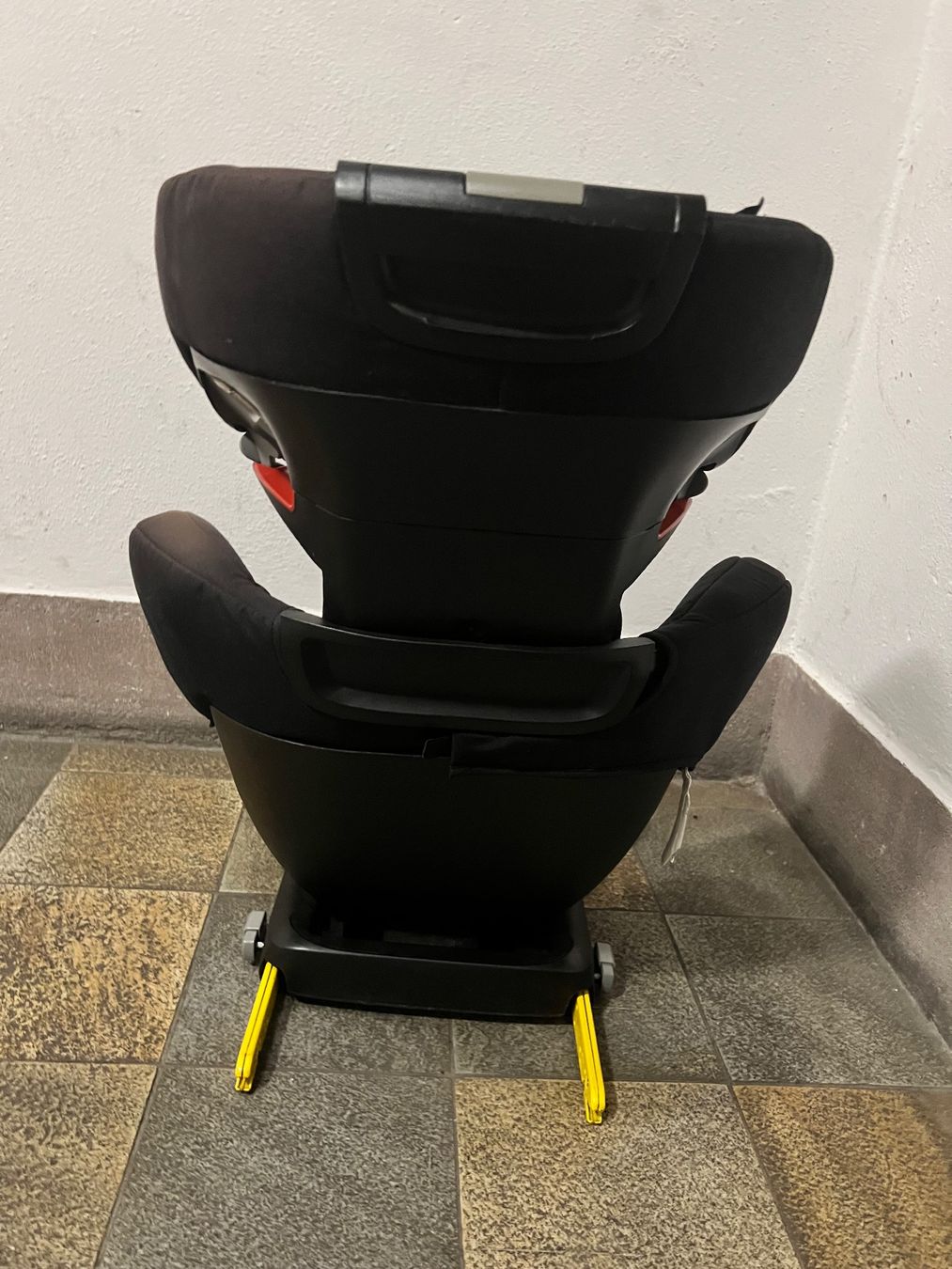 Seggiolini per auto: Maxi-Cosi – Usato da Zürich venduto da Lumbreras 3