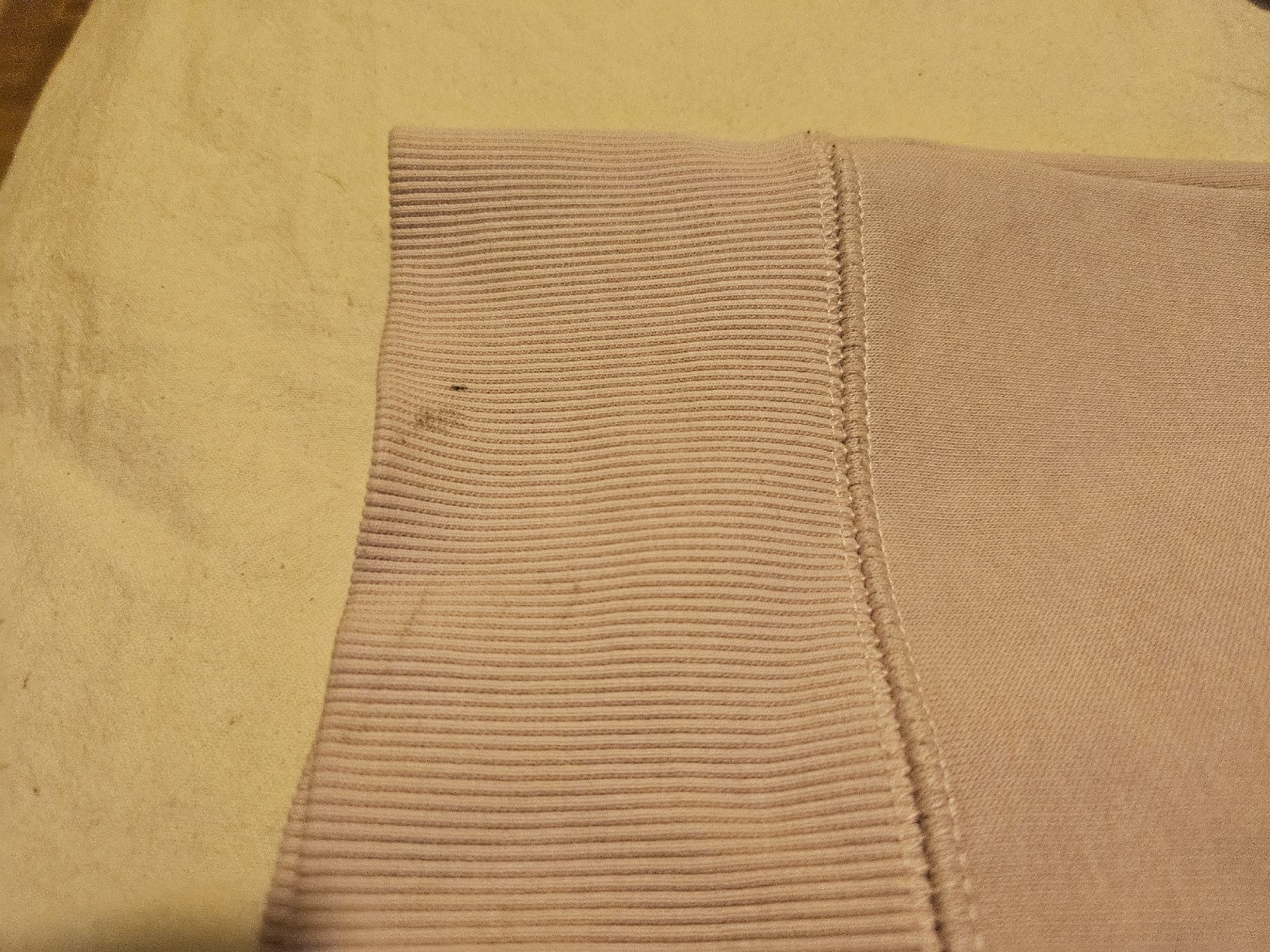 Carhartt Maglioni & Felpe: Carhartt Sweat Rose L – Usato da Petit-Lancy venduto da the_9c6q 2