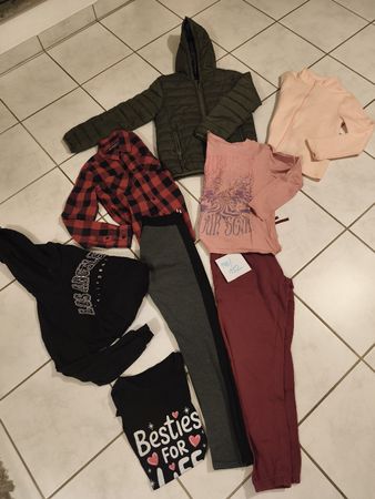 kleiderpaket. 146/152