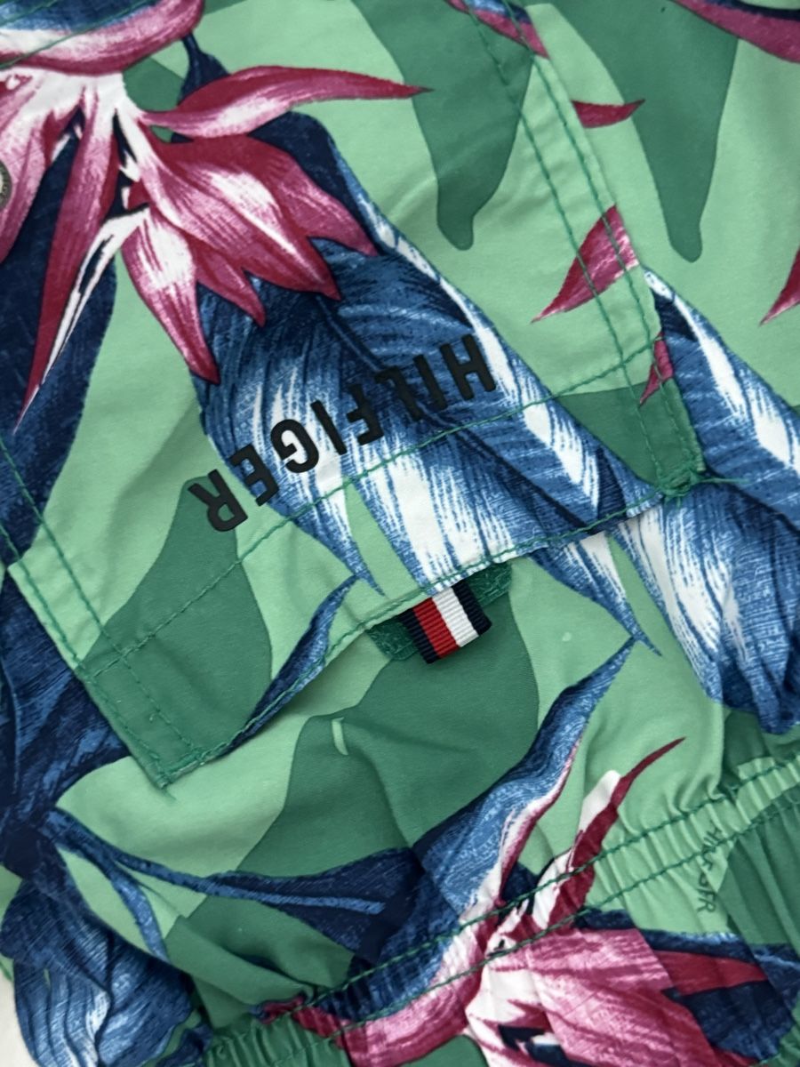 Tommy Hilfiger Costumi da bagno: Costume da bagno 🩳 – Nuovo (secondo la descrizione) da Opfikon venduto da MabelCouture 2