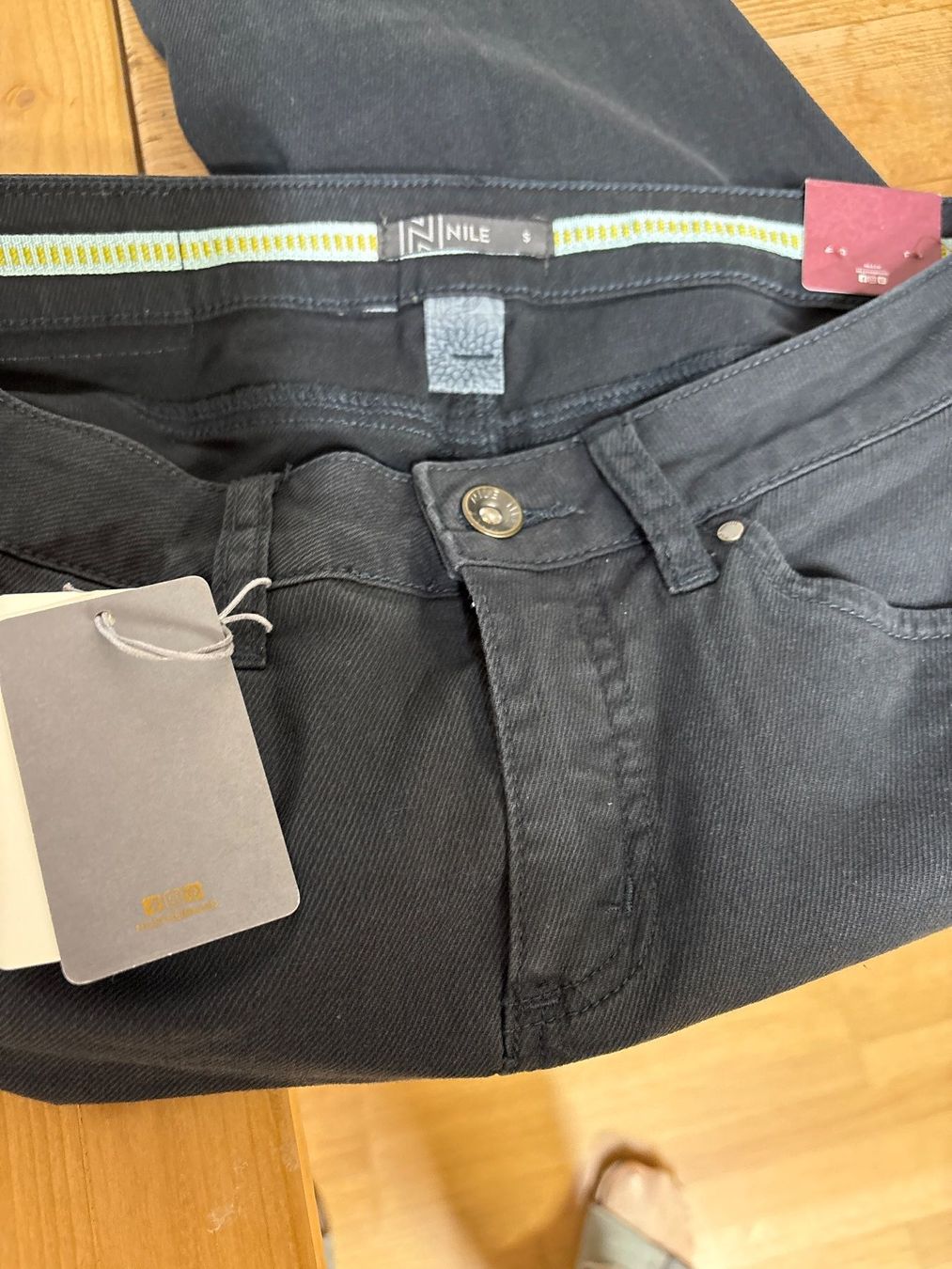 Nile Hosen: Tolle neue Hose Jeans Nile S regular – Neu (gemäss Beschreibung) aus Maienfeld von 8796 3