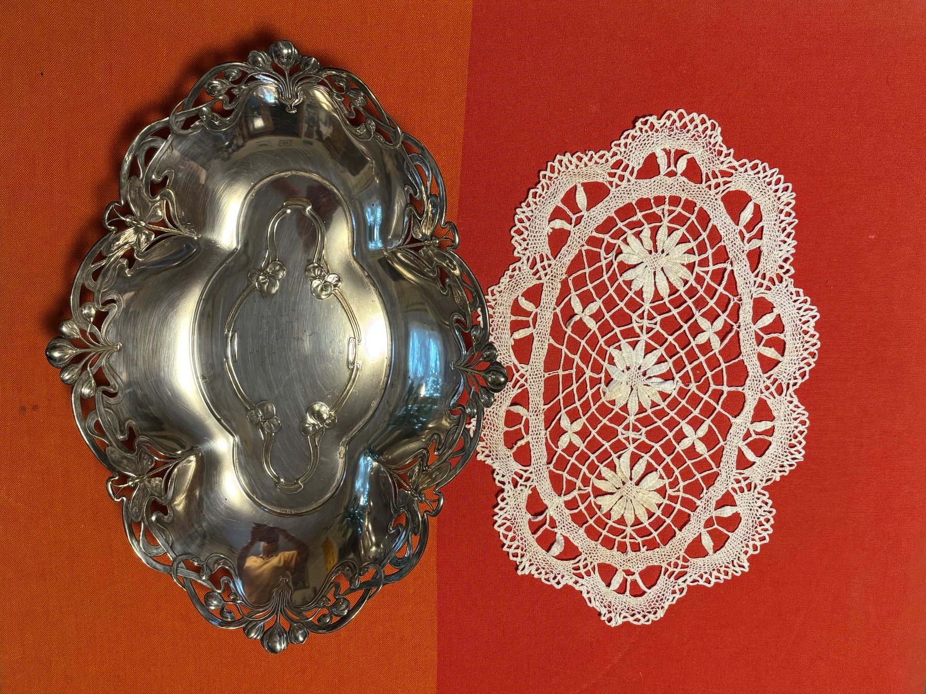 Piatti di portata: Versilberte Jugendstil Schale ca. 1900 – Usato da Winterthur venduto da umu_t9qd 1