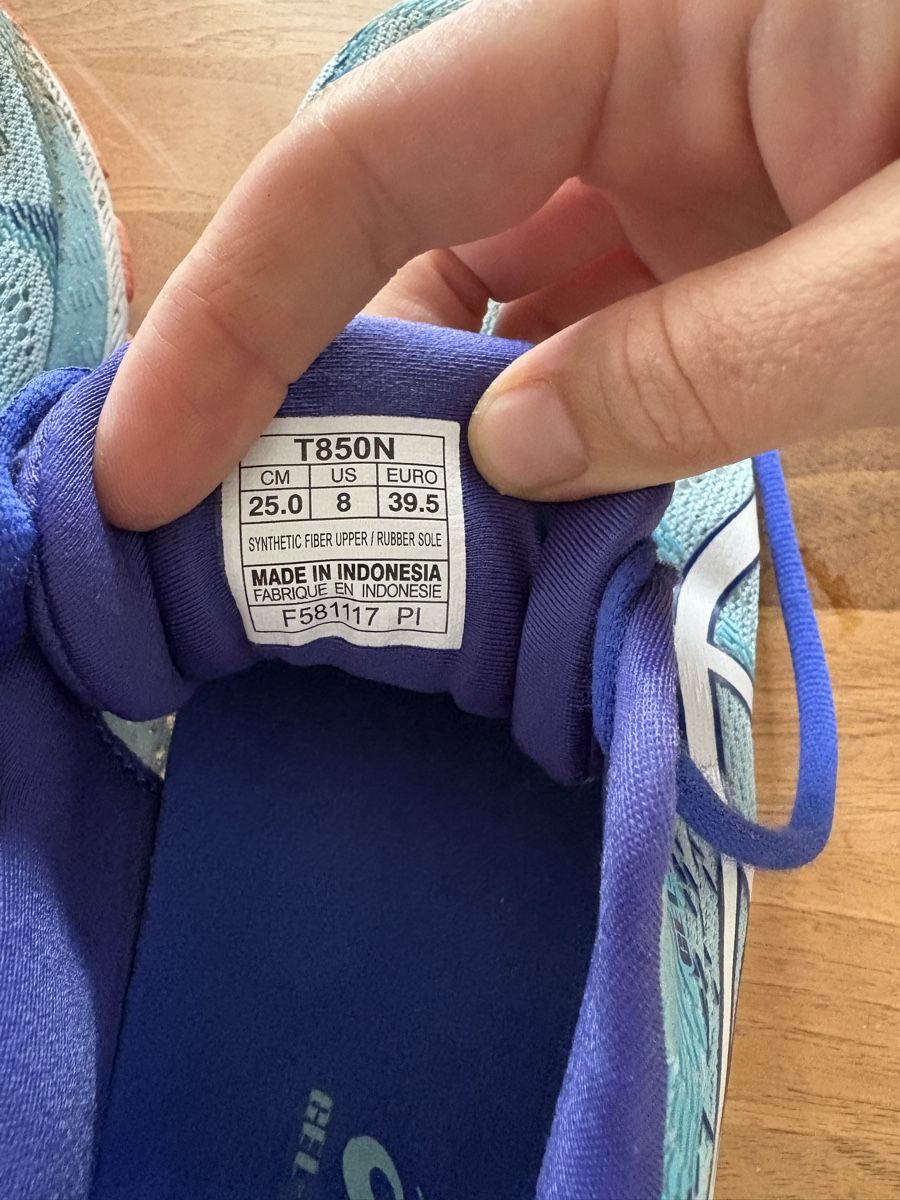 Asics Scarpe da donna: Asics Schuhe gr. 39,5 – Usato da Hersiwil venduto da lambretta86 4