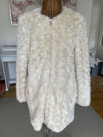 Pelzjacke in Creme, Promod, 36/38