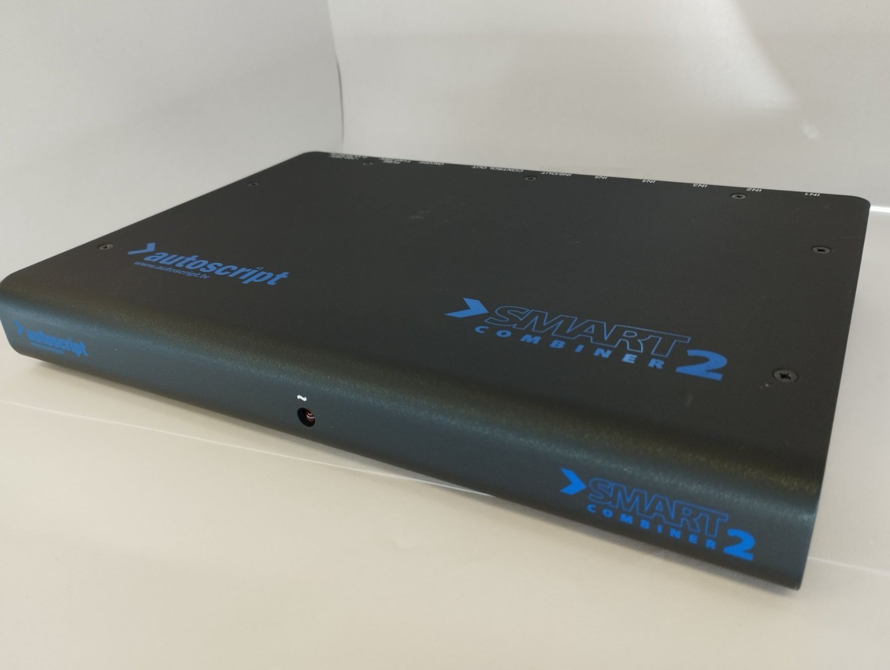 Elektronikbauteile: Autoscript SmartCombi 2+ Smart Combiner Box Teleprompter – Gebraucht aus Agno von luk_mfk6