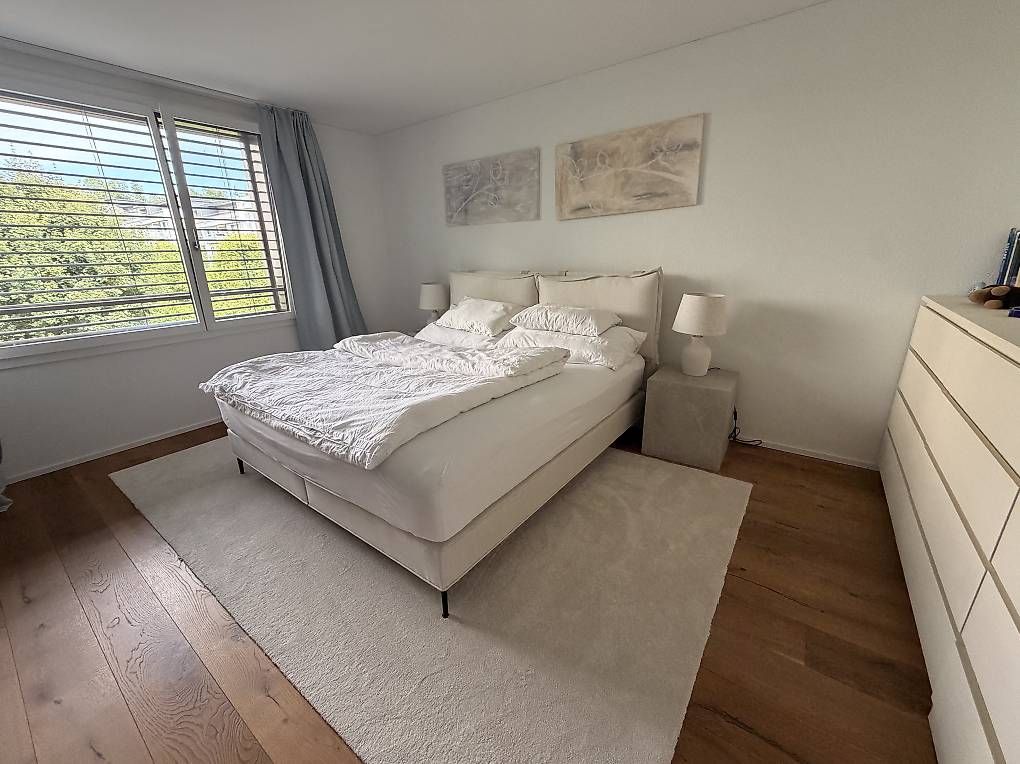 Lits: Exklusives Luxus-Boxspringbett von Vispring – D'occasion à Adligenswil par TST04 1