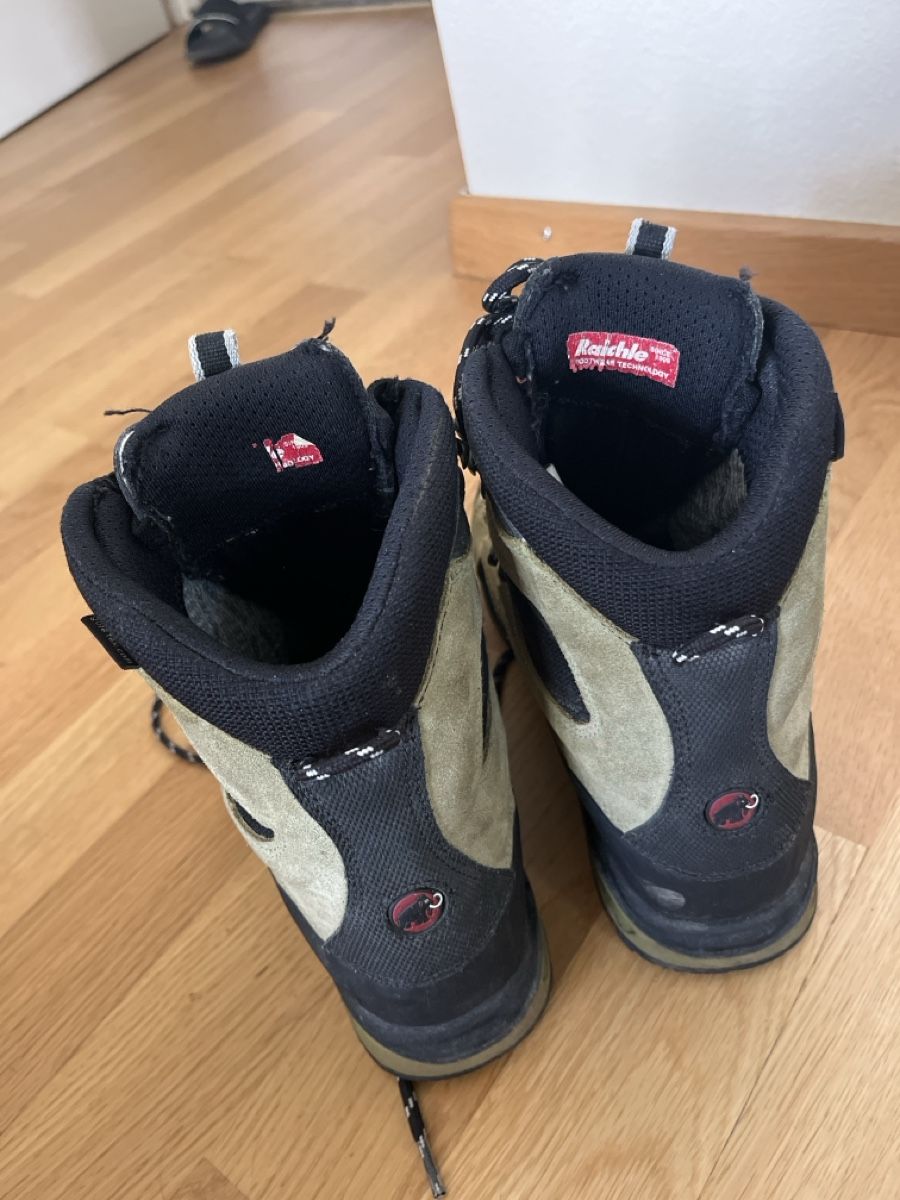 Scarpe da uomo: Steigeisenfeste Bergschuhe grösse 39.5 – Usato da Zürich venduto da ina_xz5x 1