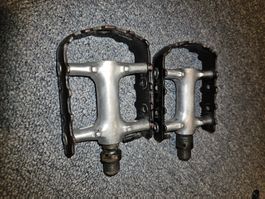 Shimano Deore PD-MT60 Pedalen (Deore MT60) Bärentazen