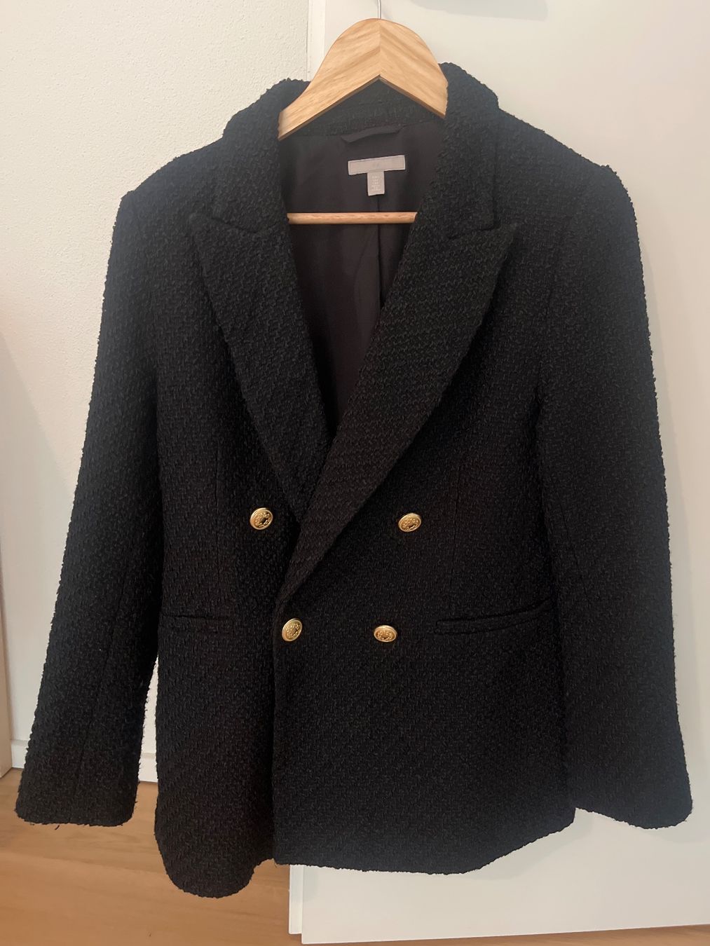 H&M Completi & Tailleur: Blazer schwarz Grösse 36 neuwertig – Usato da Zürich venduto da mhubi67