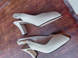 Chaussures type escarpin d'été de marque "Chantal" à Vevey