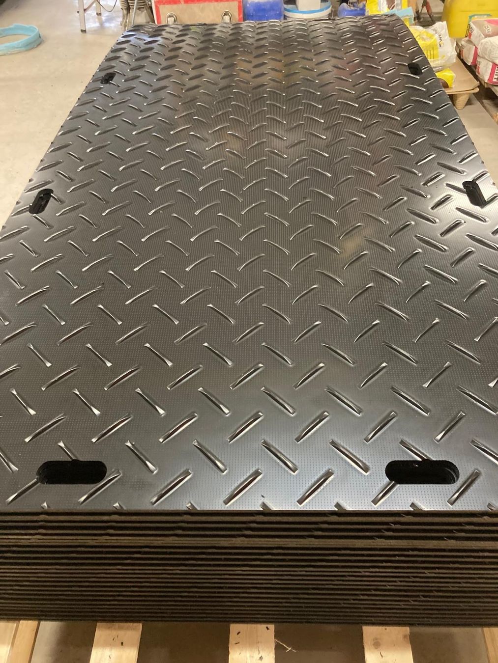 Rivestimenti per pavimenti: Bodenschutzplatten – Nuovo (secondo la descrizione) da Hermetschwil-Staff venduto da ostern12 3