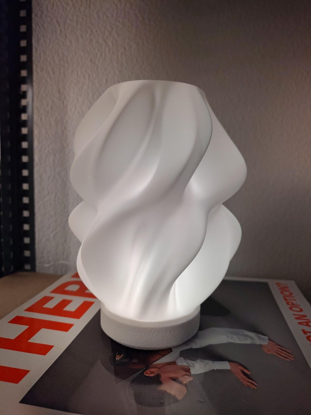 Lampade: Wave Designer Lampe – Nuovo e nell'imballaggio originale da Basel venduto da wag_yqj2 1