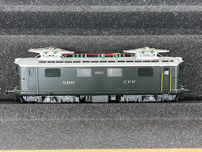 Metropolitan Modelleisenbahnen: SBB Re 4/4 I Metropolitan DC – Gebraucht aus Büsserach von ModellbahnDepot 5