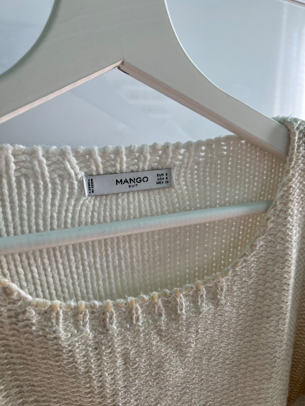Mango Maglioni & Felpe: Mango glänzender Pullover Gr. S – Usato da Tagelswangen venduto da SpicyChicken 2