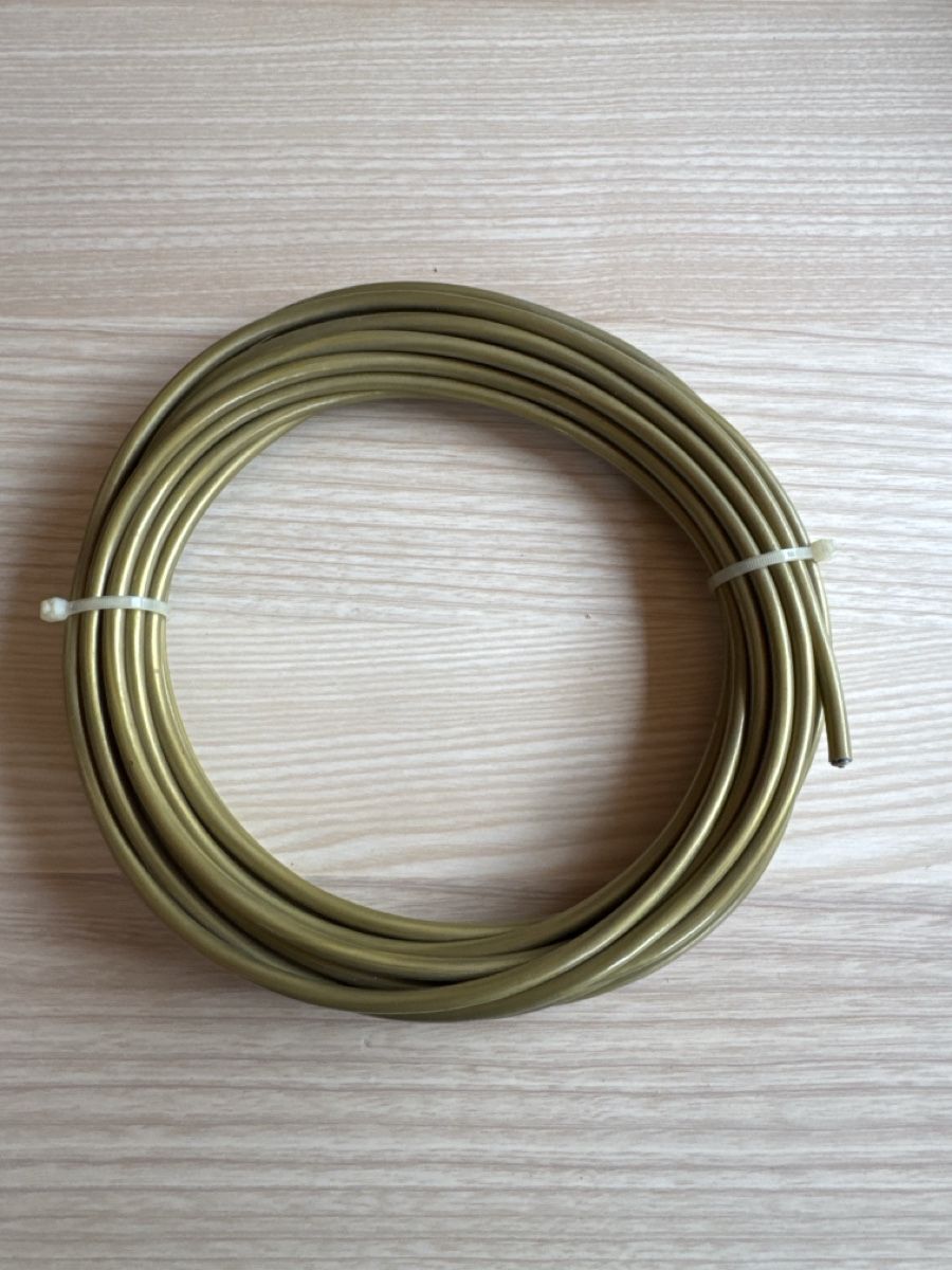 Cavi: Goldfarbenes Kabel, ca. 8m, 3x0.75 – Nuovo (secondo la descrizione) da Unterwasser venduto da Kaiser1652