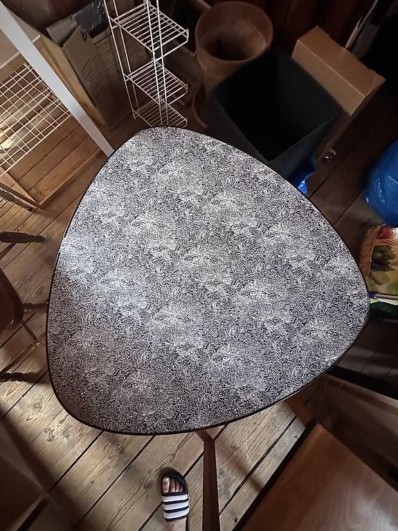 Tavoli: Couchtisch Nierentisch Vintage – Usato da Zürich venduto da Clara.Trixi